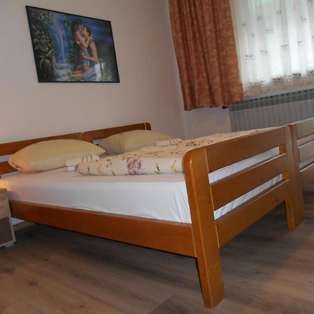 Motel Bavaria Фоча Екстериор снимка