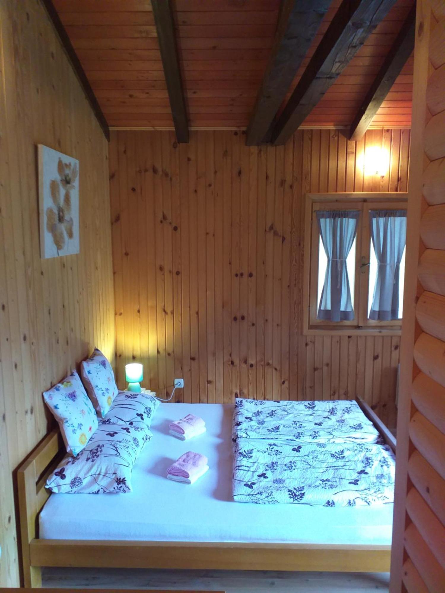 Motel Bavaria Фоча Екстериор снимка