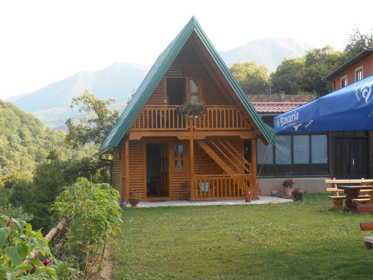Motel Bavaria Фоча Екстериор снимка