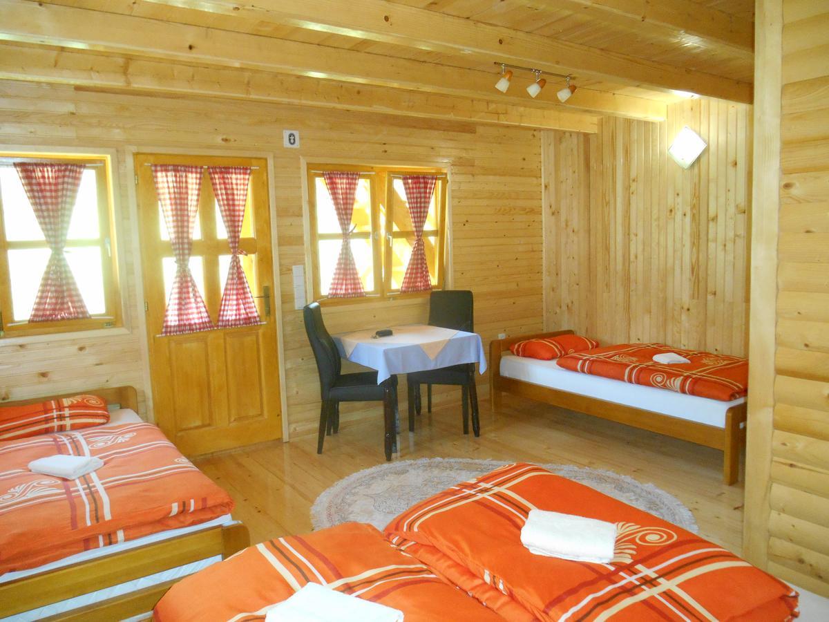 Motel Bavaria Фоча Екстериор снимка